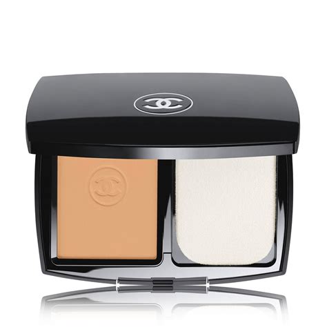 ultra le teint compact chanel